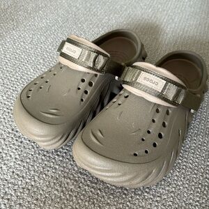 Crocs echo clog size M7/W9